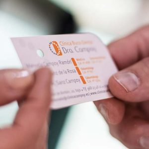 Tarjeta de visita de la Clínica Dental Dra. Campoy